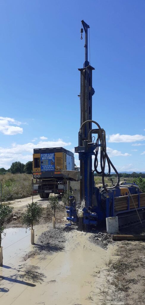 forage maxime - foreuse creusant un puit